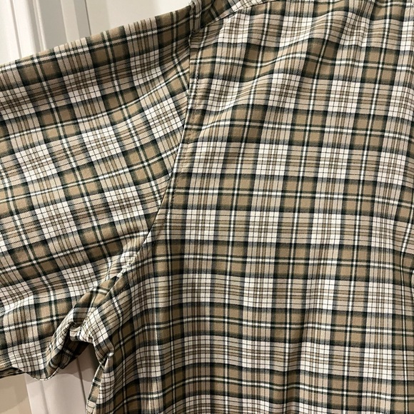 Eddie Bauer men’s button-down shirt - Picture 4 of 5